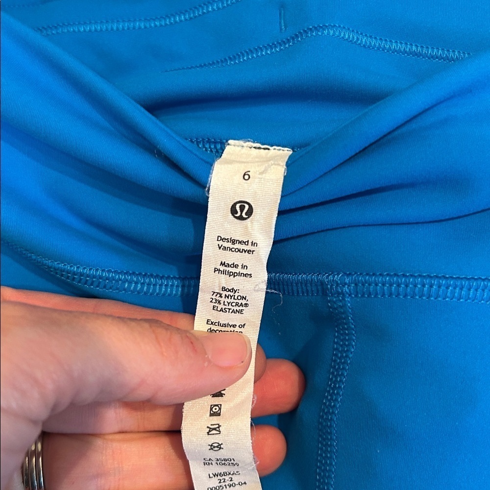 Lululemon Invigorate High Rise Poolside Blue Crop 17” Leggings - Picture 5 of 9